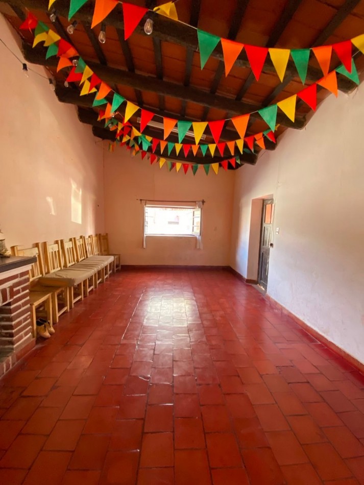EXCLUSIVO TERRENO CON CASA ANTIGUA EN VENTA A SOLO 3 CUADRAS DE PLAZA PRINCIPAL DE CAFAYATE
