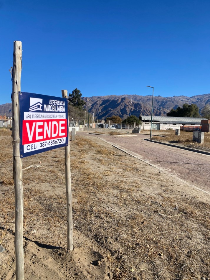 7 Lotes a la venta en Barrio Los Aromas